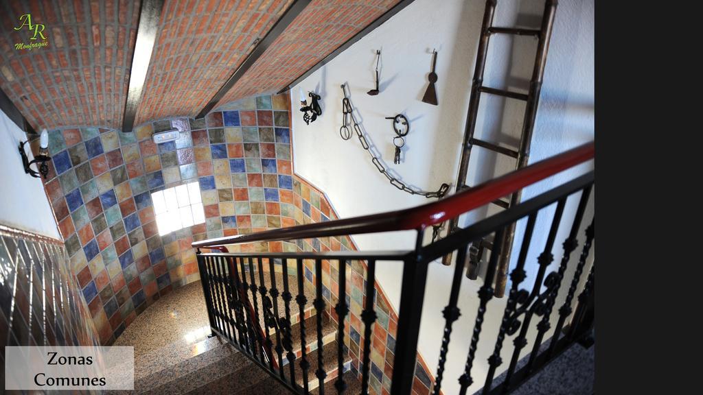 Apartamentos Rurales Monfraguee Торрехон-ель-Рубіо Екстер'єр фото