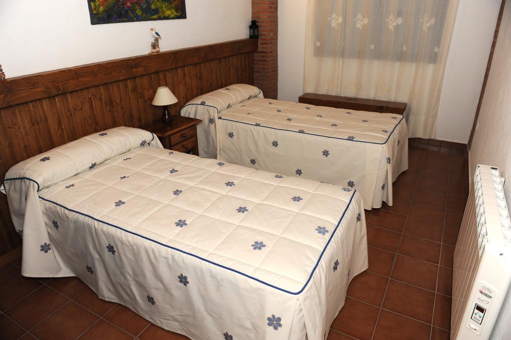 Apartamentos Rurales Monfraguee Торрехон-ель-Рубіо Екстер'єр фото