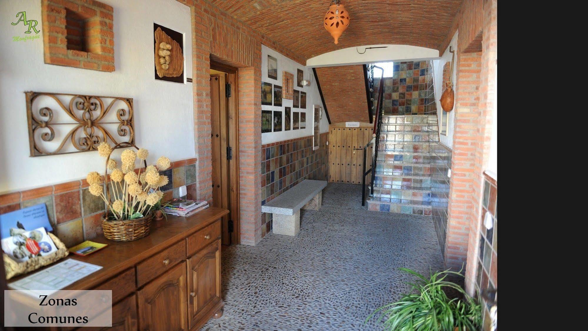 Apartamentos Rurales Monfraguee Торрехон-ель-Рубіо Екстер'єр фото