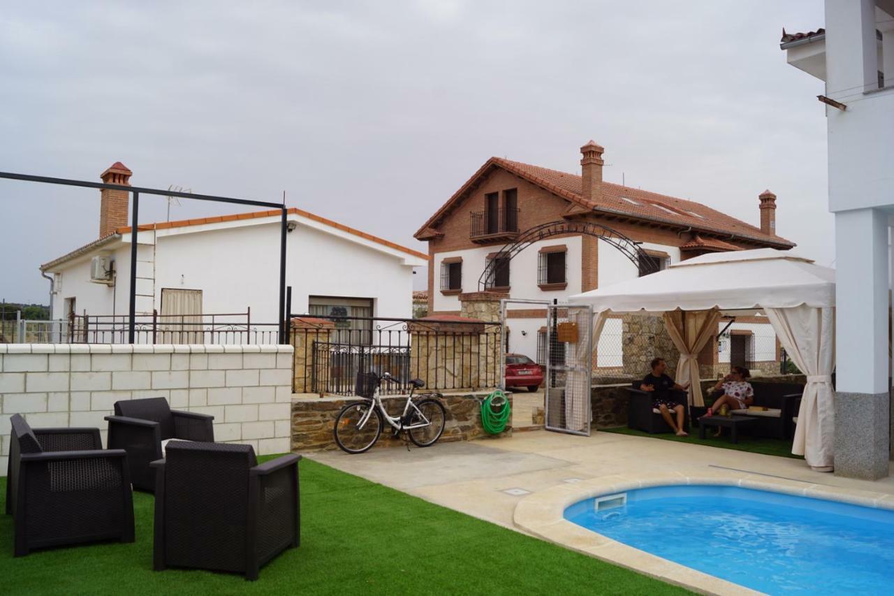 Apartamentos Rurales Monfraguee Торрехон-ель-Рубіо Екстер'єр фото